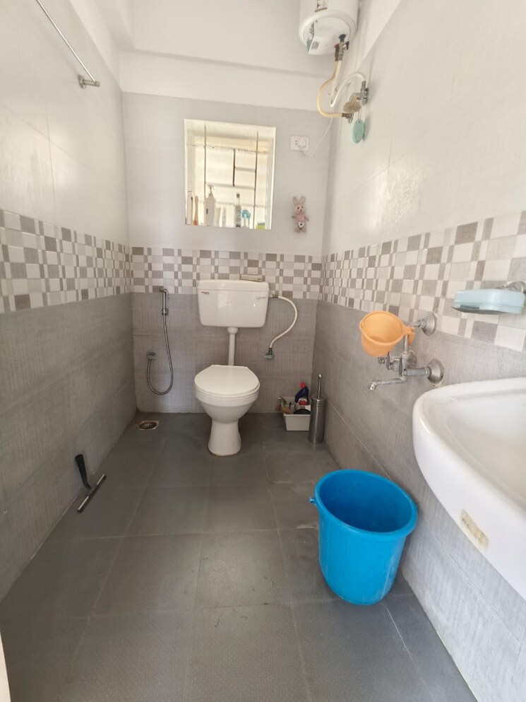 Bathroom, harlur 2 Bedroom 1100 Sq.Ft. Builder Floor In Harlur Bangalore 8763804