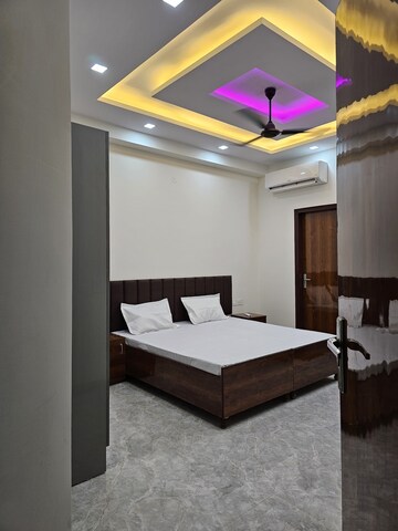 Room in  Pg at Sector 23a – for Rent