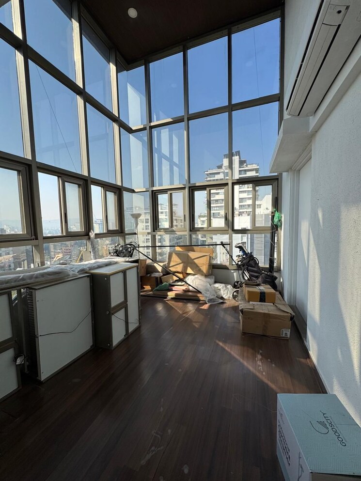 Other, model colony 4 Bedroom 4007 Sq.Ft. Apartment In Model Colony Pune 8763854