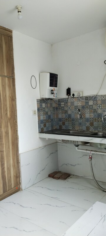 Kitchen in 3 BHK Builder Floor at Unitech Arcadia, South City 2 – for Rent
