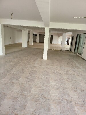 Parking in  Warehouse at Naraina Industrial Area Phase 1 – for Sale