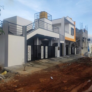 2 BHK Independent House For Rent in Shivakote