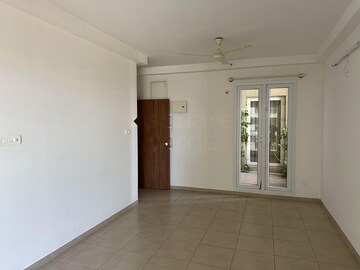 Room in 2 BHK Apartment at Bhartiya City Nikoo Homes 6, Kogilu – for Rent