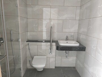 Bathroom in 5 BHK Apartment at Rustomjee Crown, Prabhadevi – for Rent