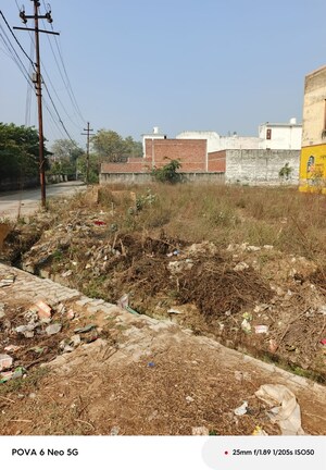  Plot For Sale in Kalindi Kunj