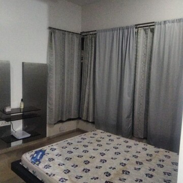 Bedroom in 3 BHK Apartment at Happy House Prabhadevi, Hatiskar Wadi – for Rent