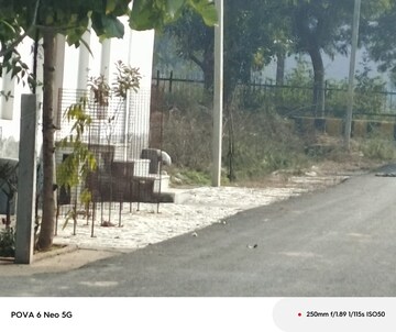  Plot For Sale in Kalindi Kunj