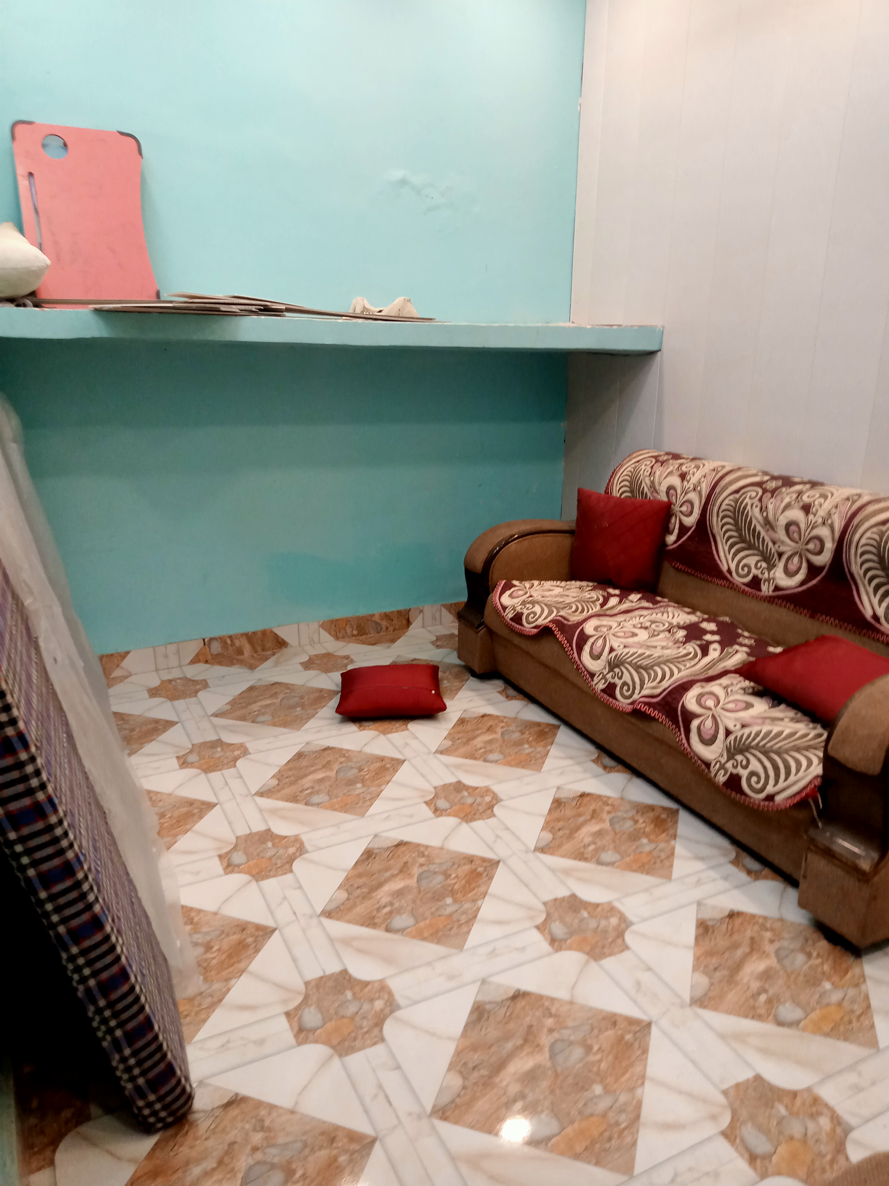 1 RkBuilder Floor For Rent in Neb Sarai