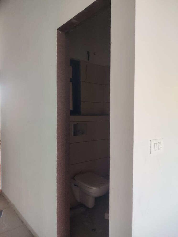 undefined, shreeya-amalga Commercial Office Space 1720 Sq.Ft. In Thaltej Ahmedabad 8763964