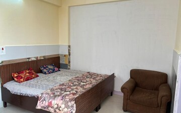 1 BHK Builder Floor For Rent in Apex The Rio, Ahinsa Khand 2