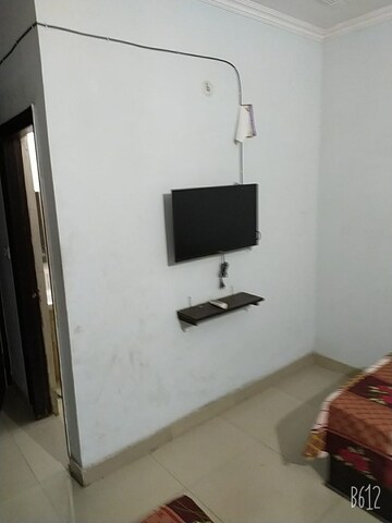 Furnished Amenities in 1 BHK Independent House at Sector 7 – for Rent