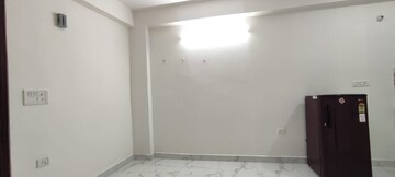 Room in 2 BHK Builder Floor at Paryavaran Complex – for Rent