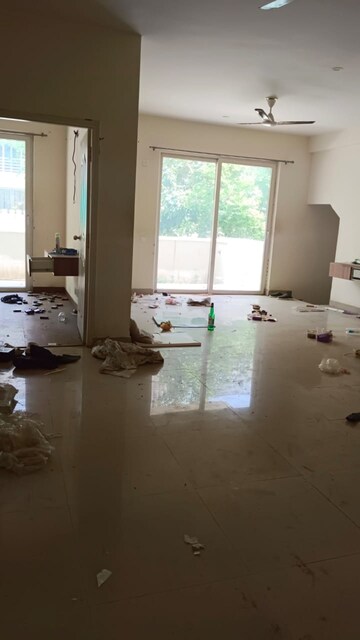 Room in 3.5 BHK Builder Floor at Roots Courtyard, Sector 48 – for Rent