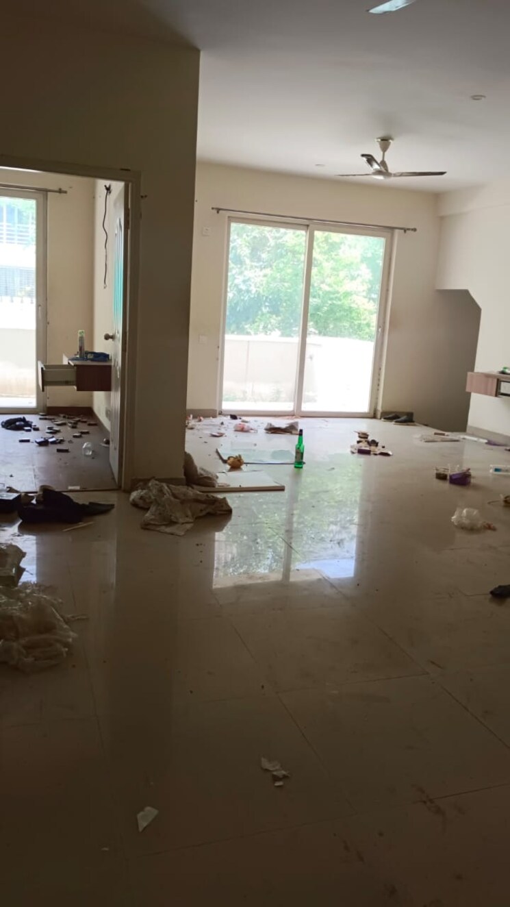 Room, roots-courtyard 3.5 Bedroom 1700 Sq.Ft. Builder Floor In Sector 48 Gurgaon 8764035