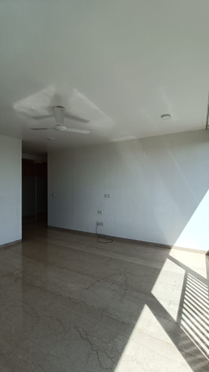 3 BHK Apartment For Rent in Oberoi Realty Esquire