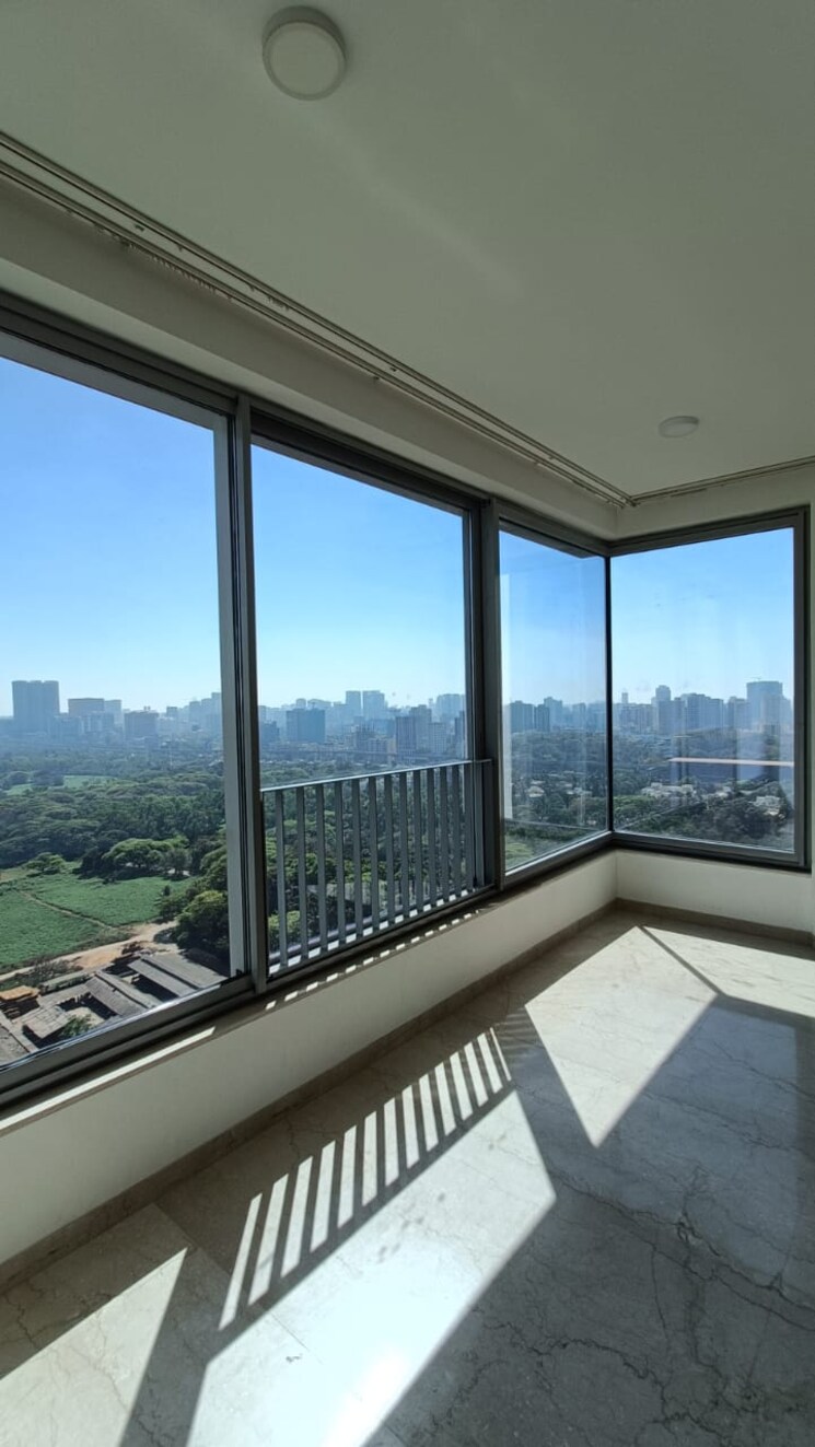 Balcony, oberoi-realty-esquire 3 Bedroom 1820 Sq.Ft. Apartment In Goregaon East Mumbai 8764072