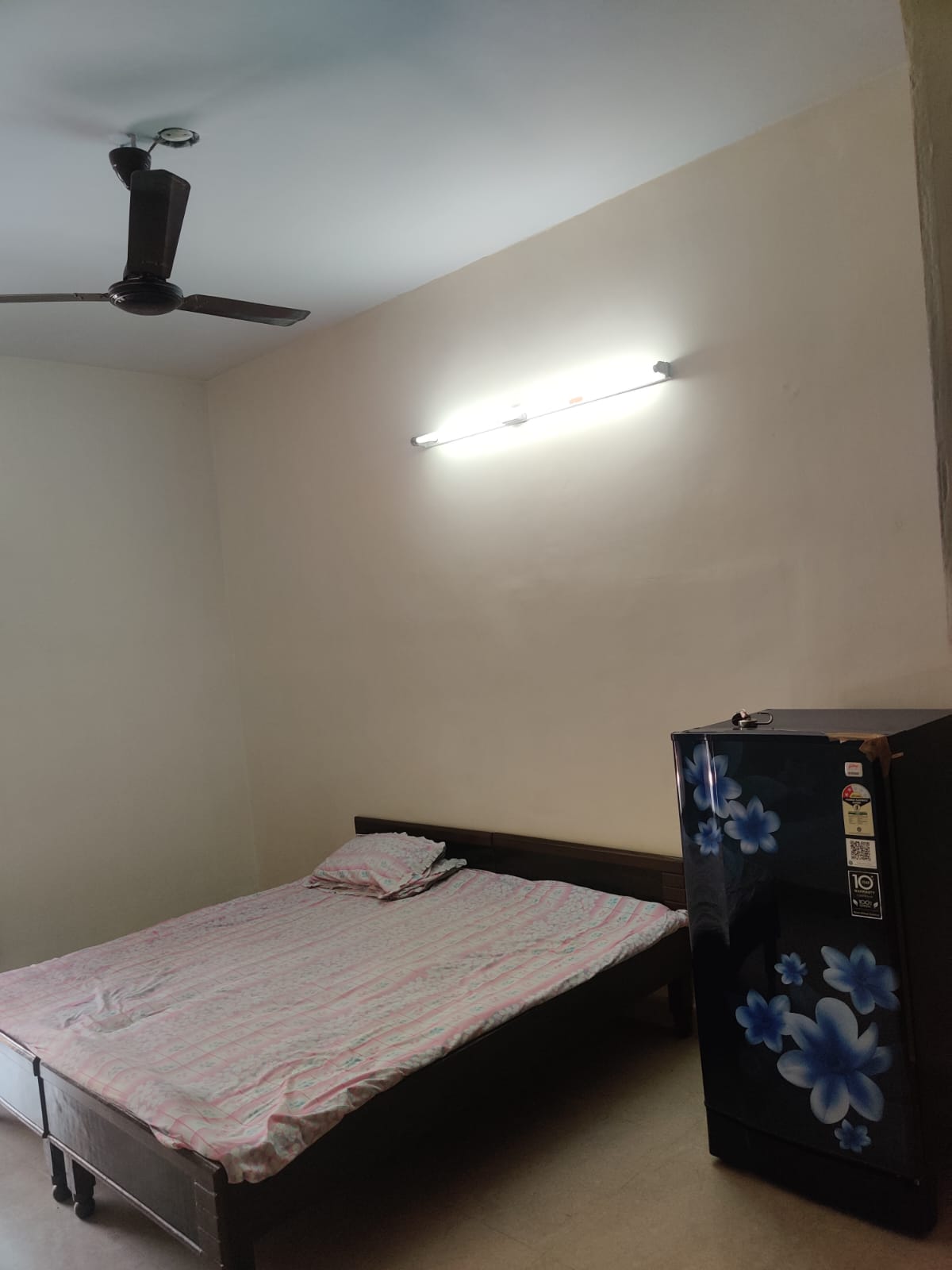 2 BHK Builder Floor For Rent in Sector 37