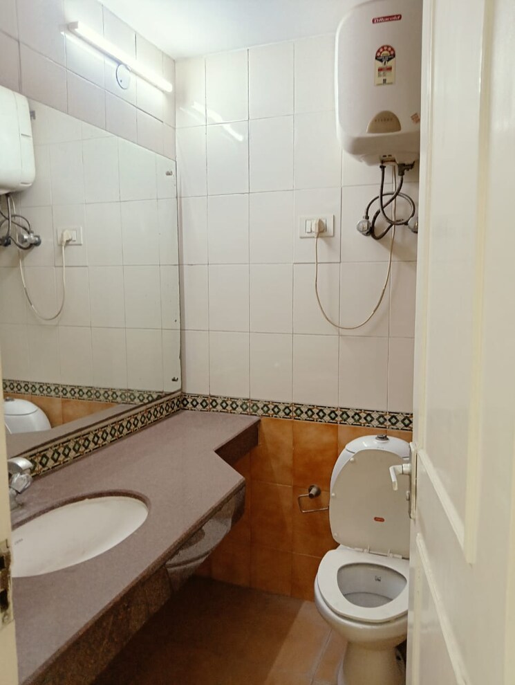 Bathroom, eros-wembley-estate 2 Bedroom 1040 Sq.Ft. Apartment In Sector 50 Gurgaon 8764093