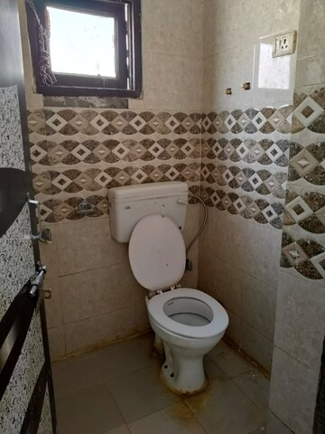 Attached Bathroom in 1 RK Builder Floor at Saket – for Rent