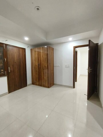 3 BHK Apartment For Rent in Green Home CGHS, Sector 52