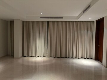 Furnished Amenities in 4 BHK Villa at Embassy Boulevard, Yelahanka – for Rent