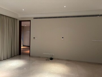 Room in 4 BHK Villa at Embassy Boulevard, Yelahanka – for Rent