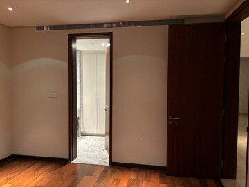 Room in 4 BHK Villa at Embassy Boulevard, Yelahanka – for Rent