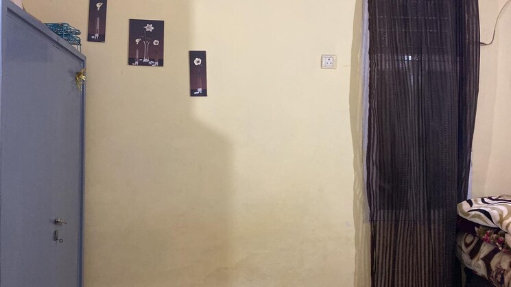 Room, rwa-apartments-sector-19 4 Bedroom 113 Sq.Ft. Builder Floor In Sector 19 Noida 8764136