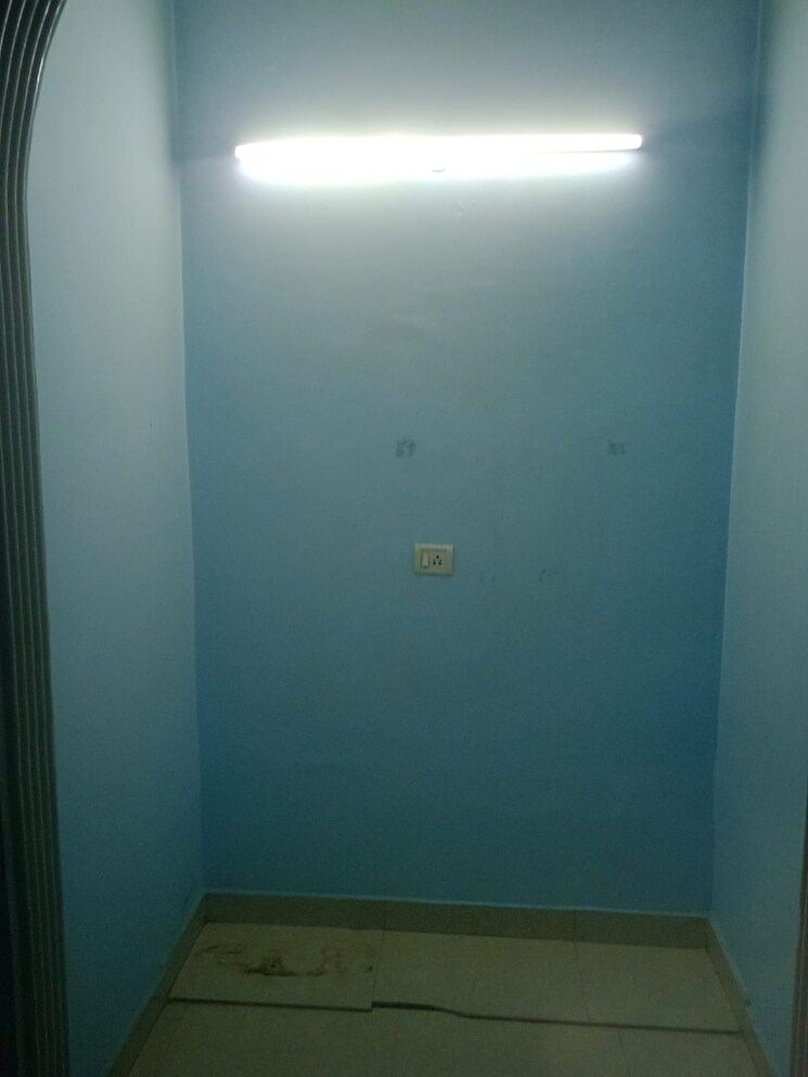 Room, rwa-apartments-sector-19 4 Bedroom 113 Sq.Ft. Builder Floor In Sector 19 Noida 8764136