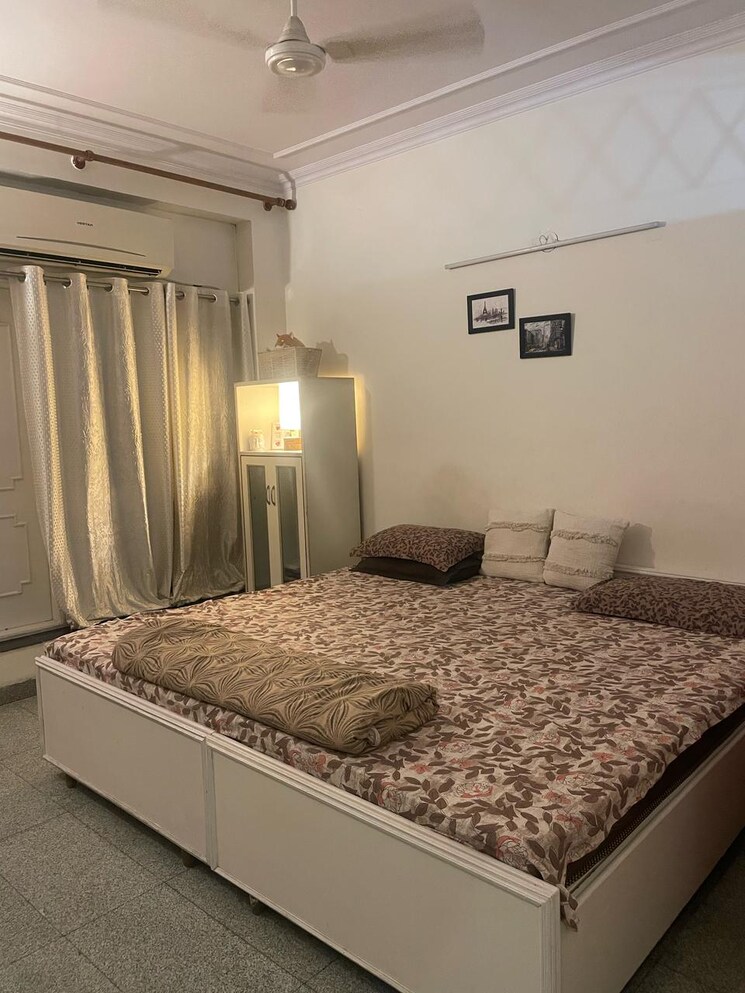 Bedroom, rwa-apartments-sector-19 4 Bedroom 113 Sq.Ft. Builder Floor In Sector 19 Noida 8764136