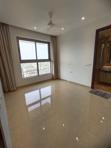 Furnished Amenities in 2 BHK Builder Floor at Hiranandani Highland, Powai – for Rent
