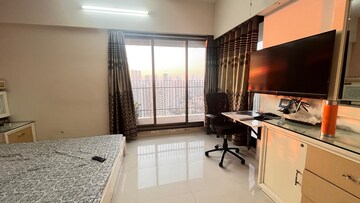 Bedroom in 4 BHK Apartment at Kanakia Levels, Malad East – for Rent