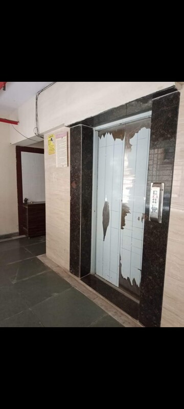 Lift in 1 BHK Apartment at Shree Sai Sundar Nagar CHS, Lower Parel – for Rent