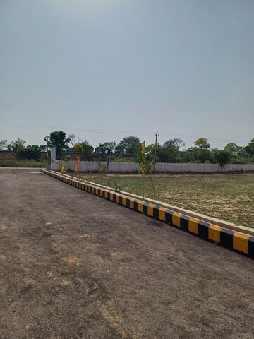  Plot For Sale in Jewar