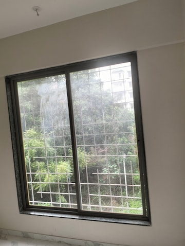 Room in 2 BHK Apartment at ARV Ganga Kingston, Mohammadwadi – for Rent