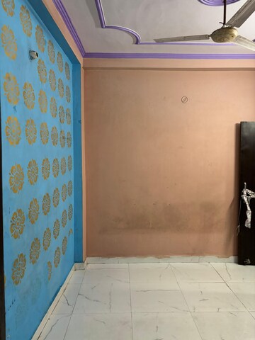 Room in 2 BHK Independent House at North Delhi – for Rent