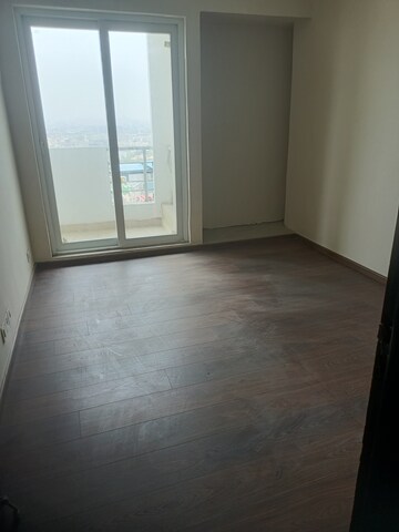 Room in 3 BHK Apartment at The 3C Lotus Panache, Sector 110 – for Sale