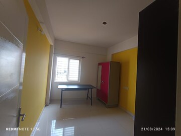 Room in 3 BHK Apartment at Murari Grands, Electronic City Phase I – for Rent