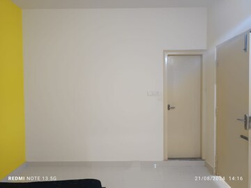 Room in 3 BHK Apartment at Murari Grands, Electronic City Phase I – for Rent