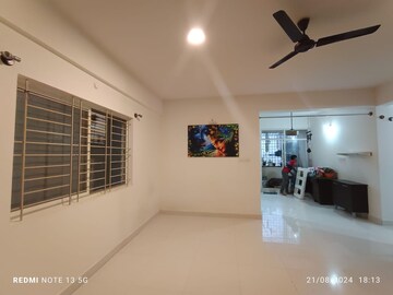 Room in 3 BHK Apartment at Murari Grands, Electronic City Phase I – for Rent