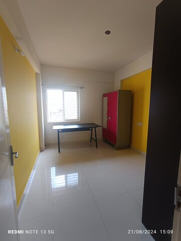 Room in 3 BHK Apartment at Murari Grands, Electronic City Phase I – for Rent