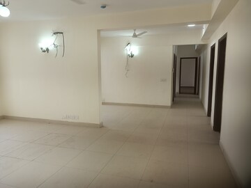 Room in 5 BHK Apartment at Lotus Panache, Sector 110 – for Rent