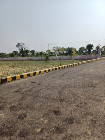  Plot For Sale in Jewar