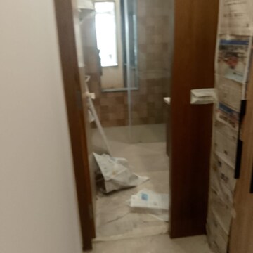 Attached Bathroom in 3 BHK Builder Floor at Hauz Khas – for Sale
