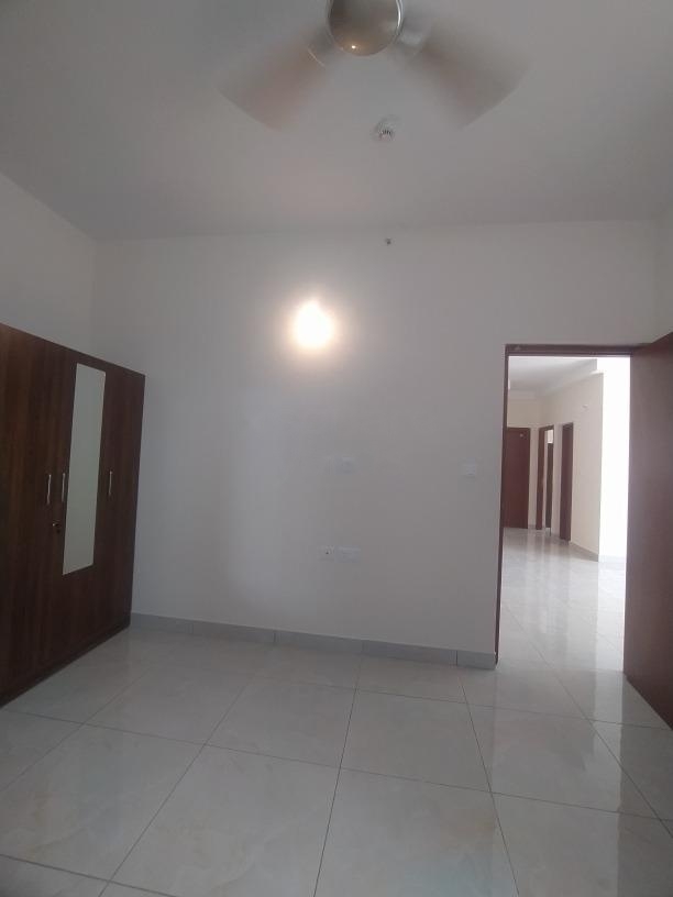 3.5 BHK Apartment For Rent in Prestige Park Square