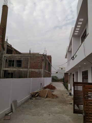 3 BHK Independent House – Exterior View View at Chinhat - for Sale