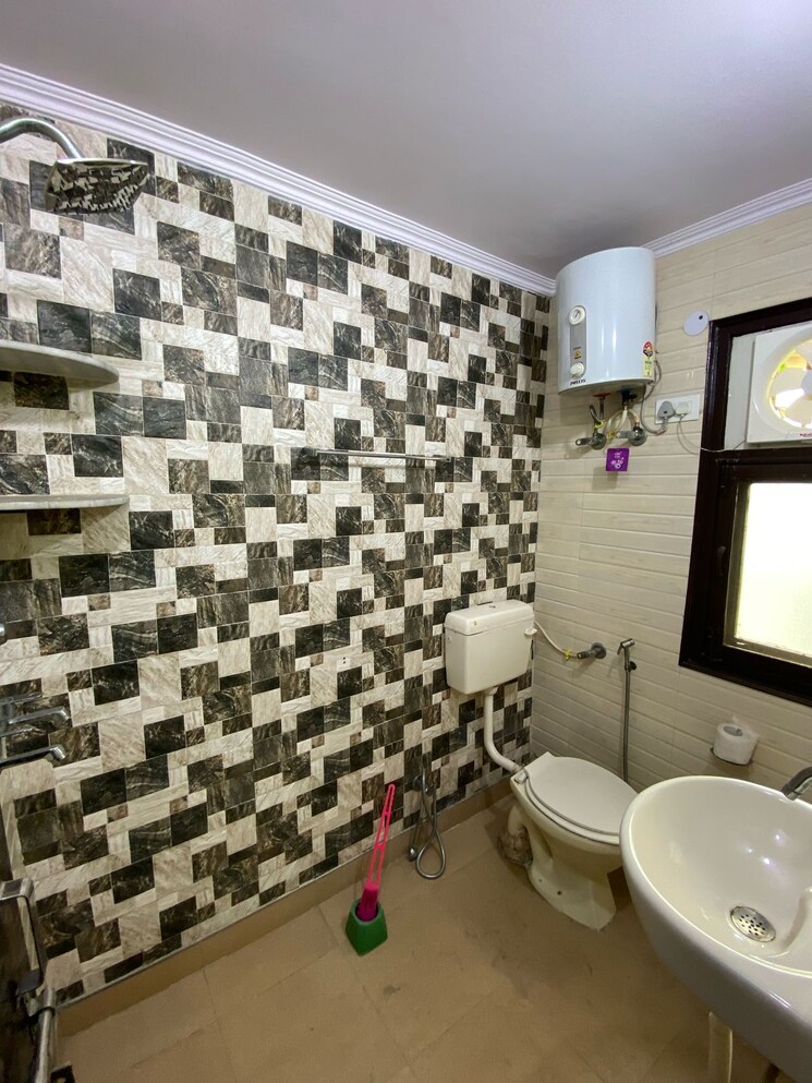 Attached Bathroom, navbharat-apartments 3 Bedroom 1150 Sq.Ft. Apartment In Paschim Vihar Delhi 8764342