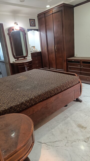 Bedroom in 3 BHK Apartment at Cuffe Parade – for Sale