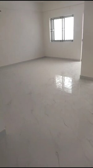 Room in 2 BHK Apartment at Electronic City Phase I – for Sale