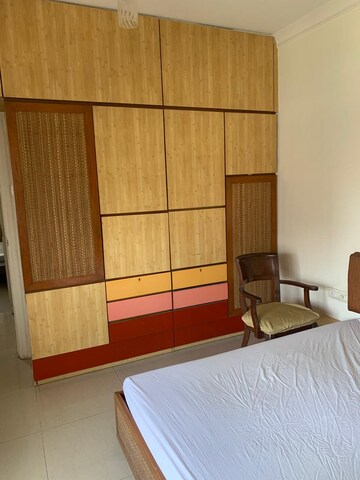 Furnished Amenities in 3 BHK Apartment at Raheja Sherwood, Goregaon East – for Rent